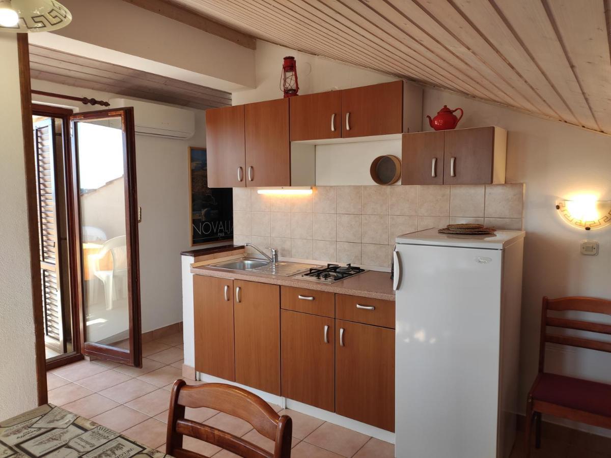 Apartments With A Parking Space Novalja, Pag - 6552 Dış mekan fotoğraf
